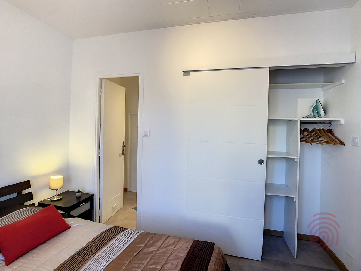 F2 30m² à 50m du centre-ville de Lamalou-les-Bains - Photo 8