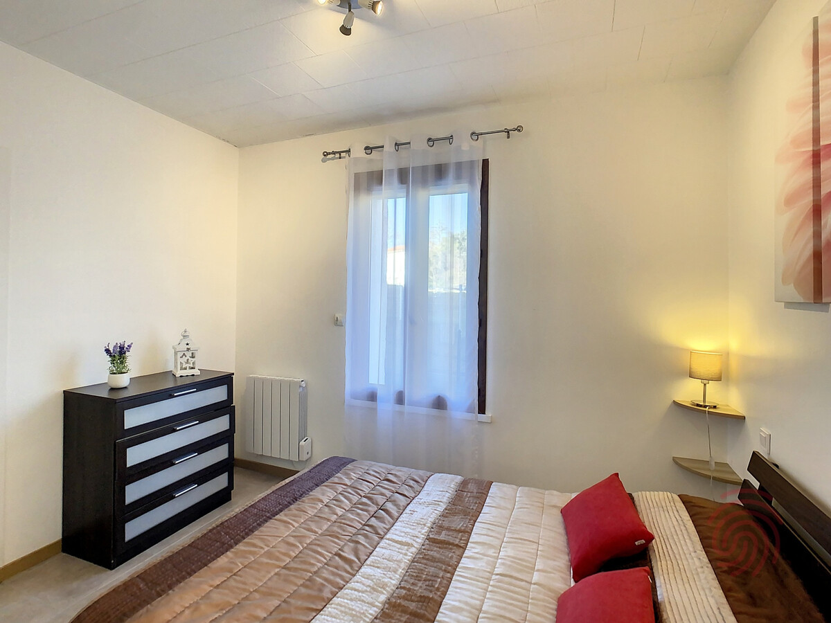 F2 30m² à 50m du centre-ville de Lamalou-les-Bains - Photo 12