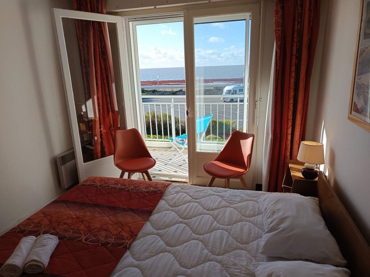 Appartement vue mer avec accès direct plage - Photo 18