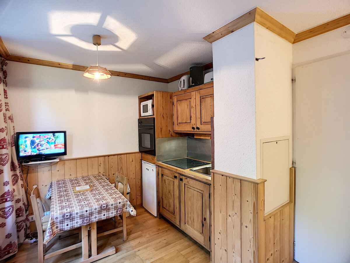Studio 2 pers aux Menuires, balcon, wifi et parking gratuit - Photo 2