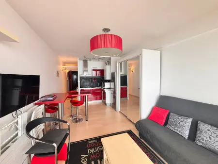 Studio face mer avec balcon, proche commerces et plage - Photo 18