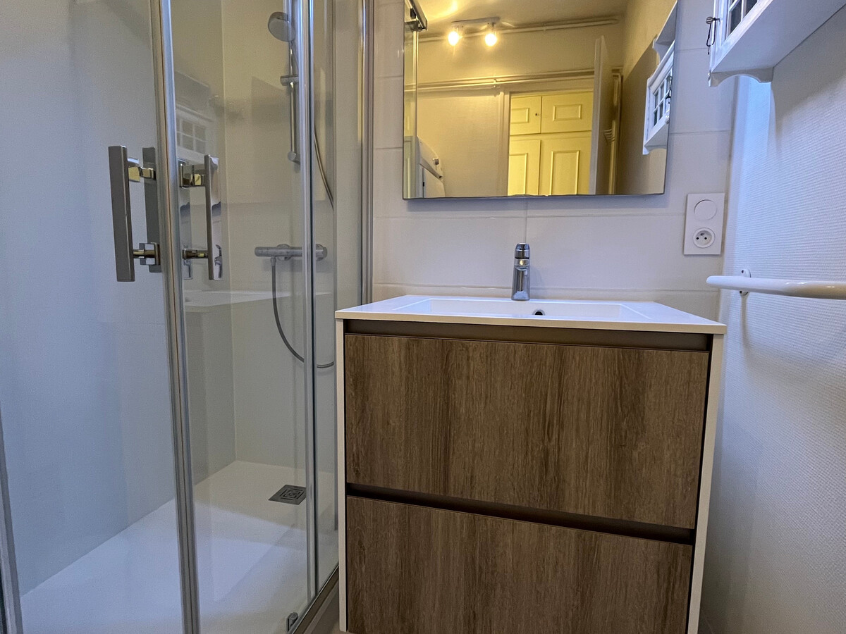Appartement 3 étoiles face mer, garage privé aux Sables-d'Olonne - Photo 23