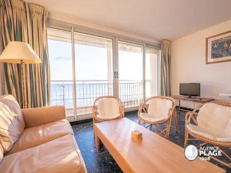 Location appartement à Les Sables d'Olonne, Appartement spacieux face mer avec balcon, proche du centre et commerces