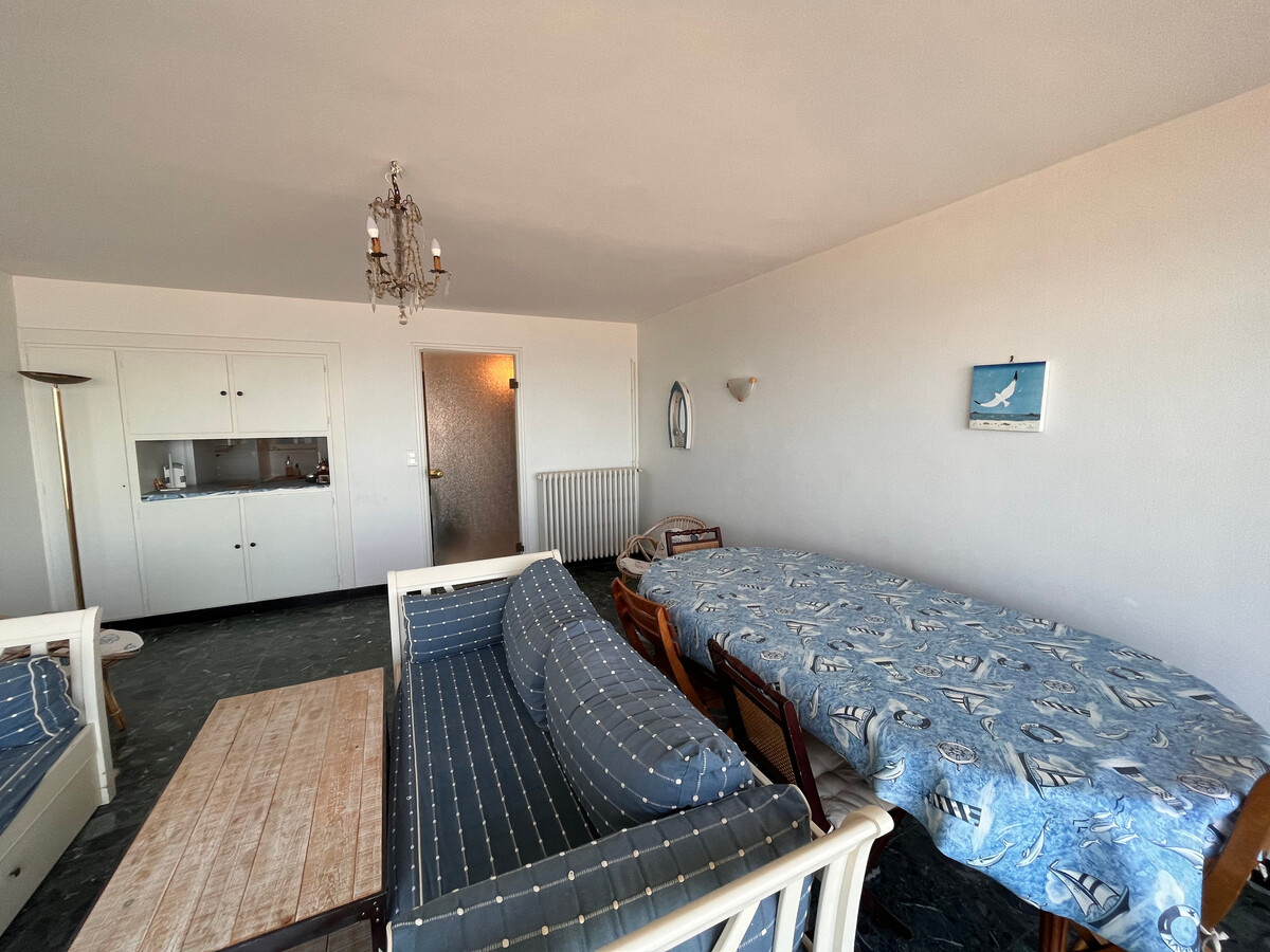 T3 face mer avec balcon et parking – Les Sables-d'Olonne - Photo 8