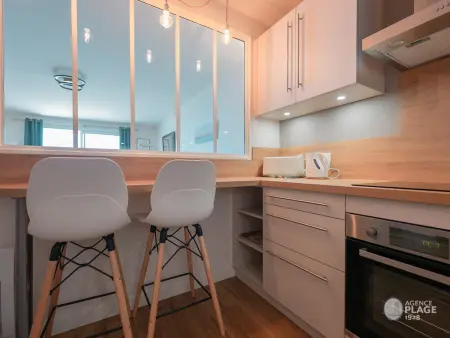 Appartement 66m² rénové, 1 chambre, vue mer, 4ème étage, fibre, 3 étoiles - Photo 15
