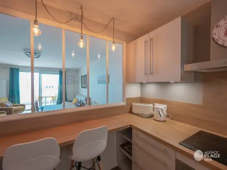 Appartement 66m² rénové, 1 chambre, vue mer, 4ème étage, fibre, 3 étoiles - Photo 16