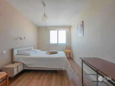 Appartement 66m² rénové, 1 chambre, vue mer, 4ème étage, fibre, 3 étoiles - Photo 17