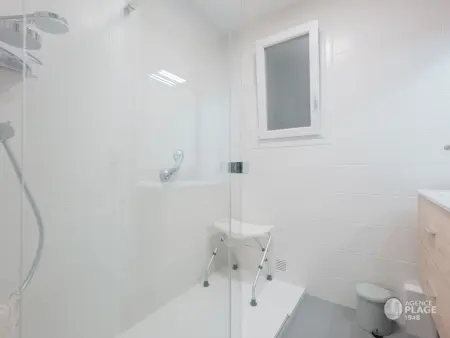 Appartement 66m² rénové, 1 chambre, vue mer, 4ème étage, fibre, 3 étoiles - Photo 21