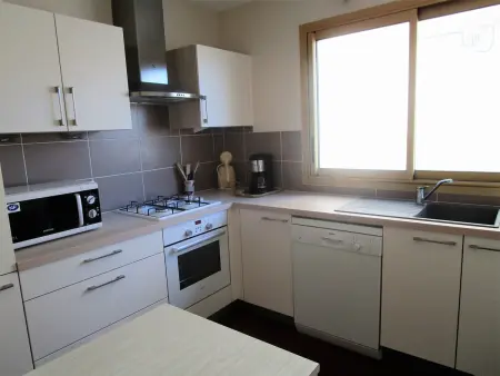 Appartement 4 pièces avec balcon face mer, proche plage et commerces, idéal famillies - Photo 6