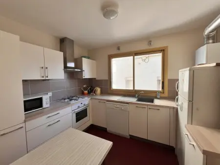 Appartement 4 pièces avec balcon face mer, proche plage et commerces, idéal famillies - Photo 11
