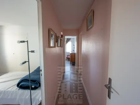 Appartement 4 pièces avec balcon face mer, proche plage et commerces, idéal famillies - Photo 15