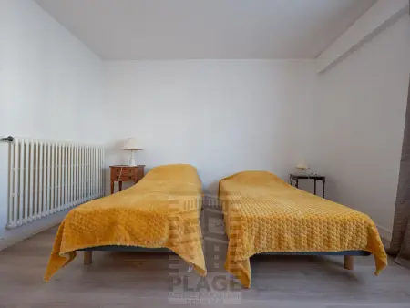 Appartement 4 pièces avec balcon face mer, proche plage et commerces, idéal famillies - Photo 20