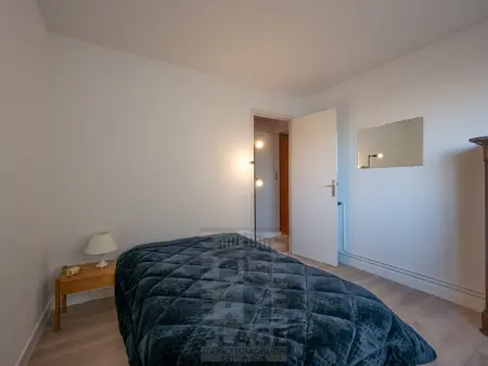 Appartement 4 pièces avec balcon face mer, proche plage et commerces, idéal famillies - Photo 21