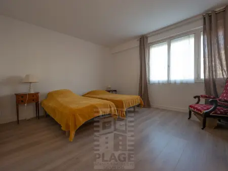 Appartement 4 pièces avec balcon face mer, proche plage et commerces, idéal famillies - Photo 22