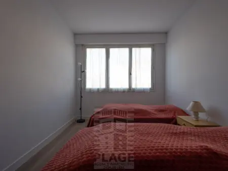 Appartement 4 pièces avec balcon face mer, proche plage et commerces, idéal famillies - Photo 25