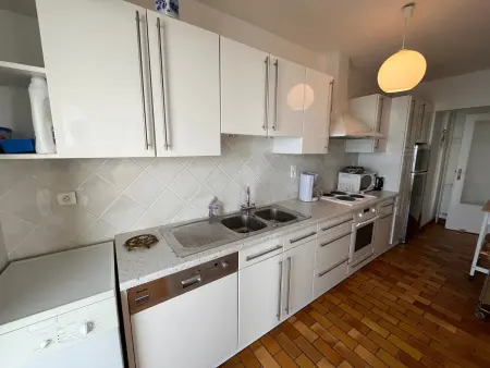 Appartement 70 m² vue océan, 8e étage, La Chaume : photo 9