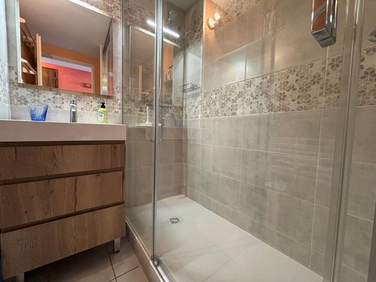 Appartement T3 vue mer aux Sables-d'Olonne, garage inclus - Photo 7