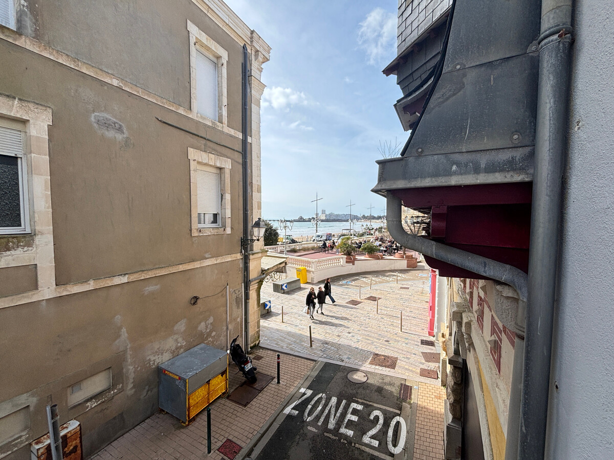 Studio avec balcon vue mer aux Sables-d'Olonne - Photo 1