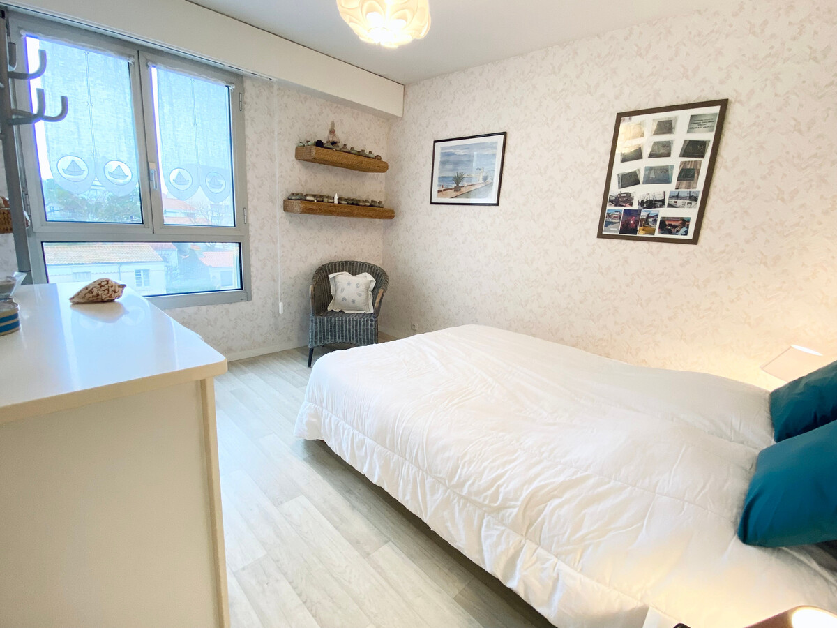 Appartement T3 lumineux, balcon, garage – 300 m plage - Photo 9