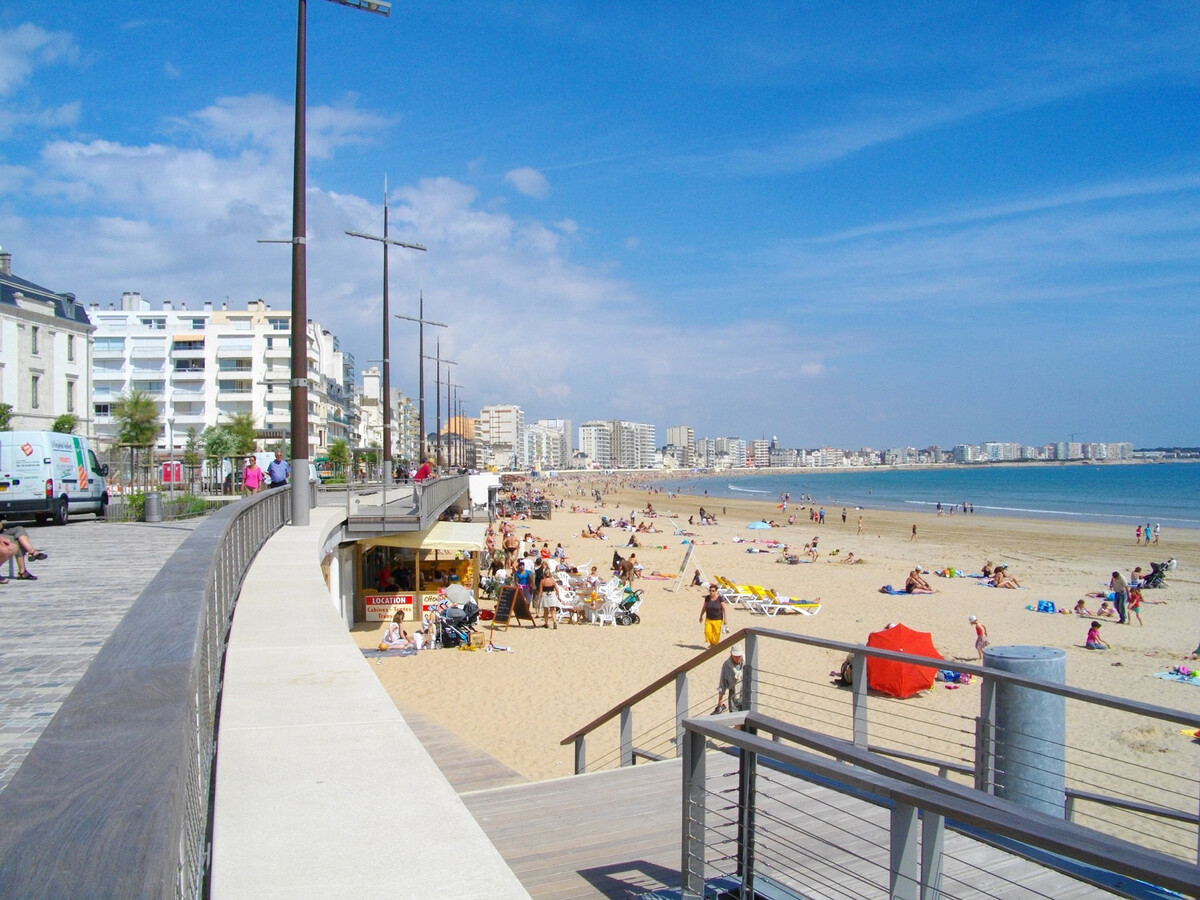 Appartement T3 lumineux, balcon, garage – 300 m plage - Photo 15