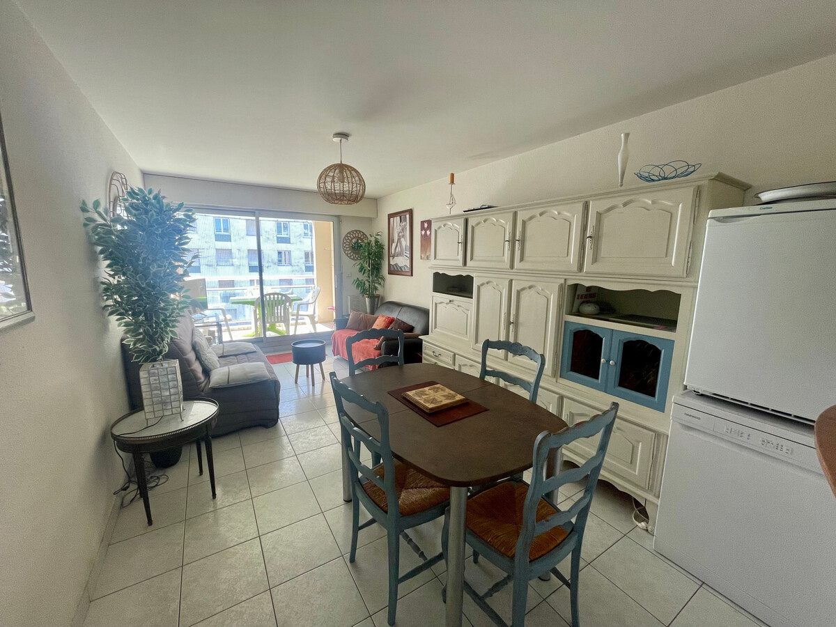 T3 à 150m de la plage avec garage et loggia – Les Sables-d'Olonne - Photo 3