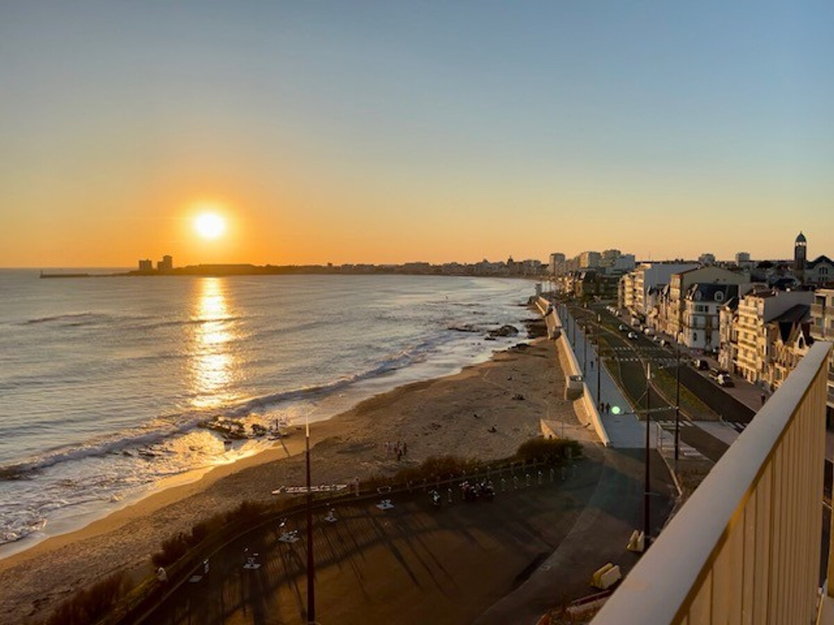 T2 face mer aux Sables-d'Olonne, balcon, 150m plage - Photo 12