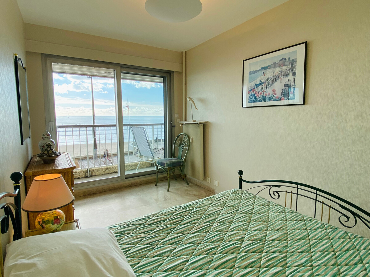 Appartement vue plage avec accès direct et garage - Photo 13