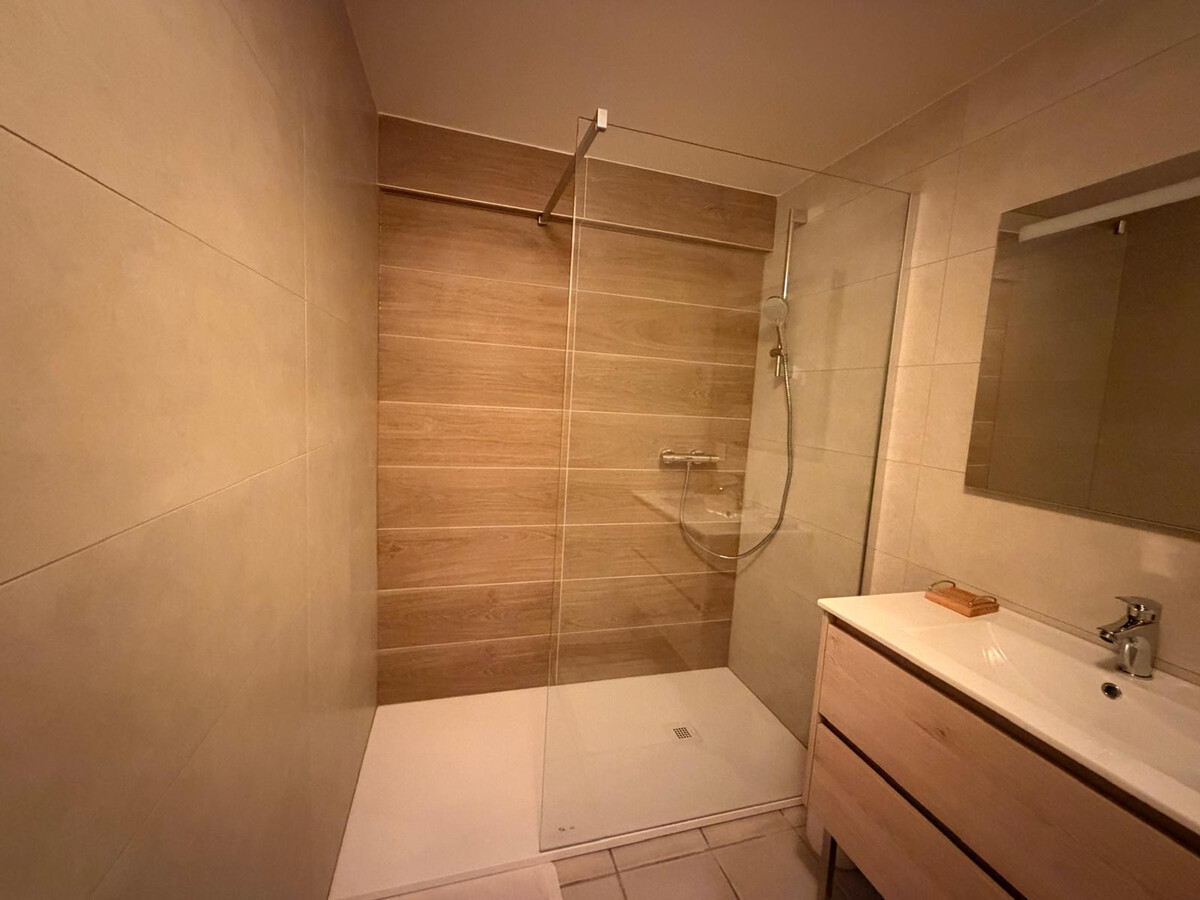 Appartement 4 personnes, centre-ville à 300 m de la plage - Photo 27