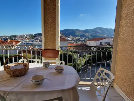 T2 vue mer avec loggia et parking privé à Banyuls-sur-Mer : photo 2
