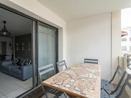 Location appartement à Arcachon, Appartement Central à Arcachon avec 2 Chambres, Parking Privé et Proche Plages