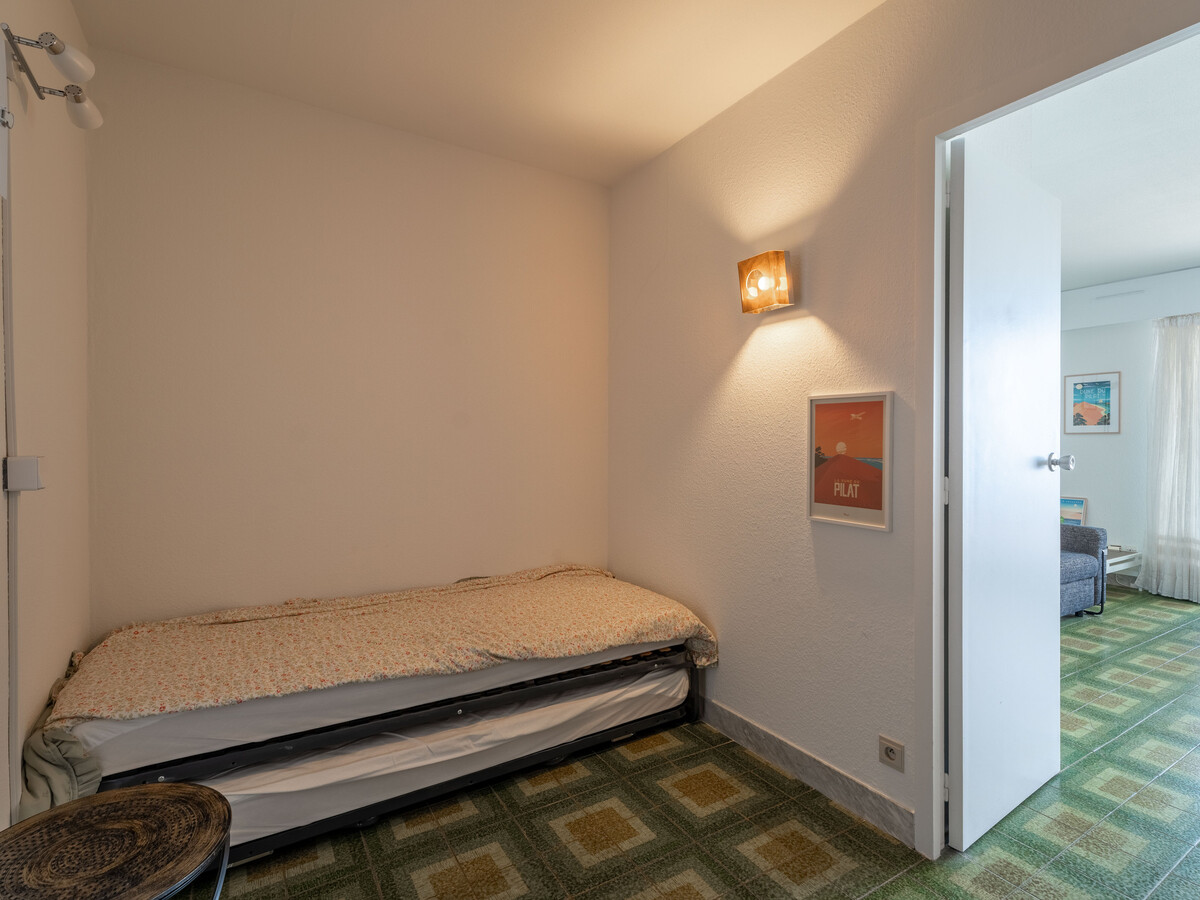 Studio cabine 27 m² vue Bassin, balcon, parking, plage - Photo 7