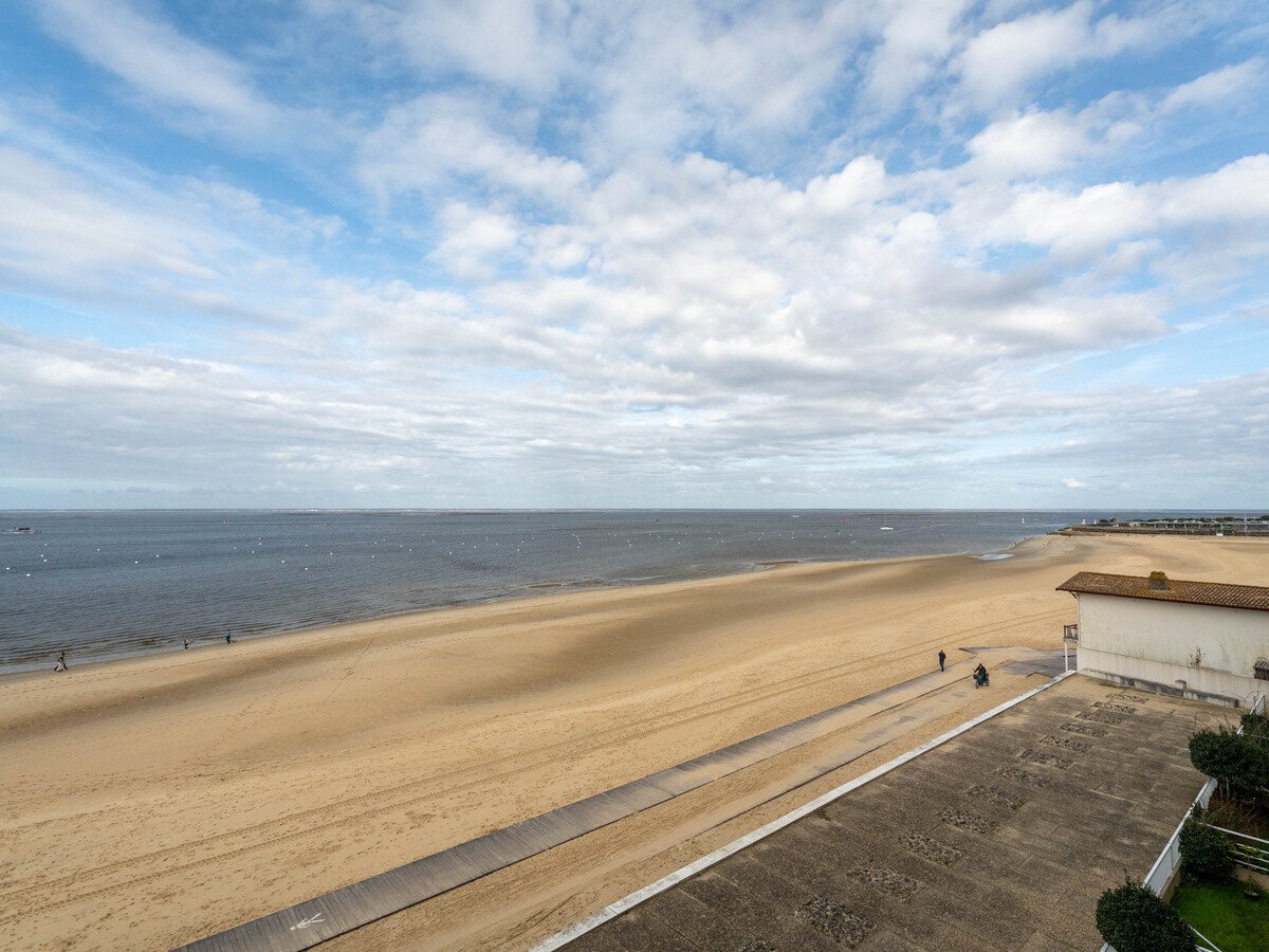 Studio cabine 27 m² vue Bassin, balcon, parking, plage - Photo 11