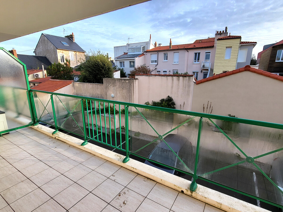 T2 39 m² terrasse Est, parking, 200m de la mer - Photo 1