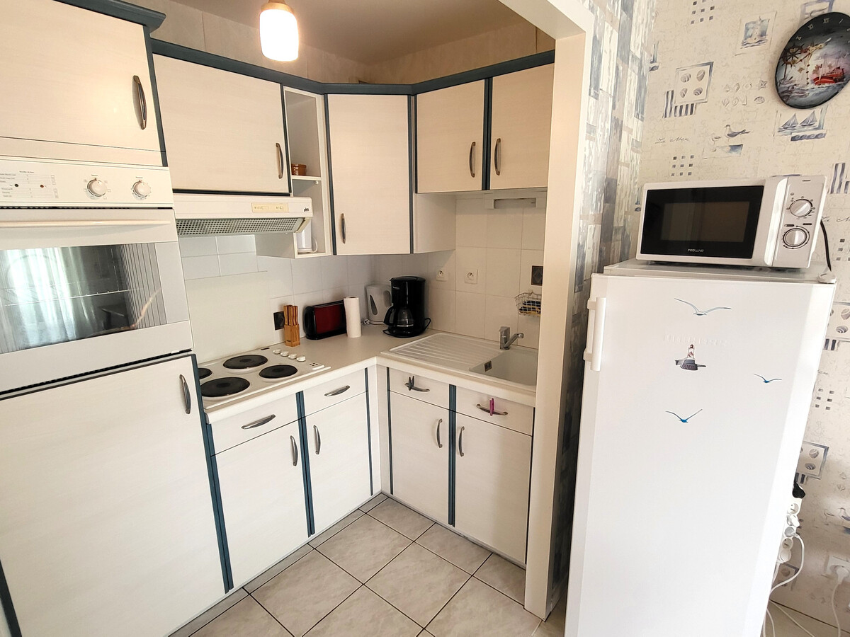 T2 39 m² terrasse Est, parking, 200m de la mer - Photo 3