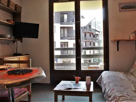 Studio cosy 4 pers. au centre de Risoul, pistes à 100 m : photo 2