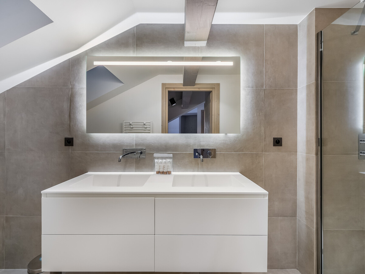 Appartement 4 chambres avec cheminée, 230m des pistes - Photo 13