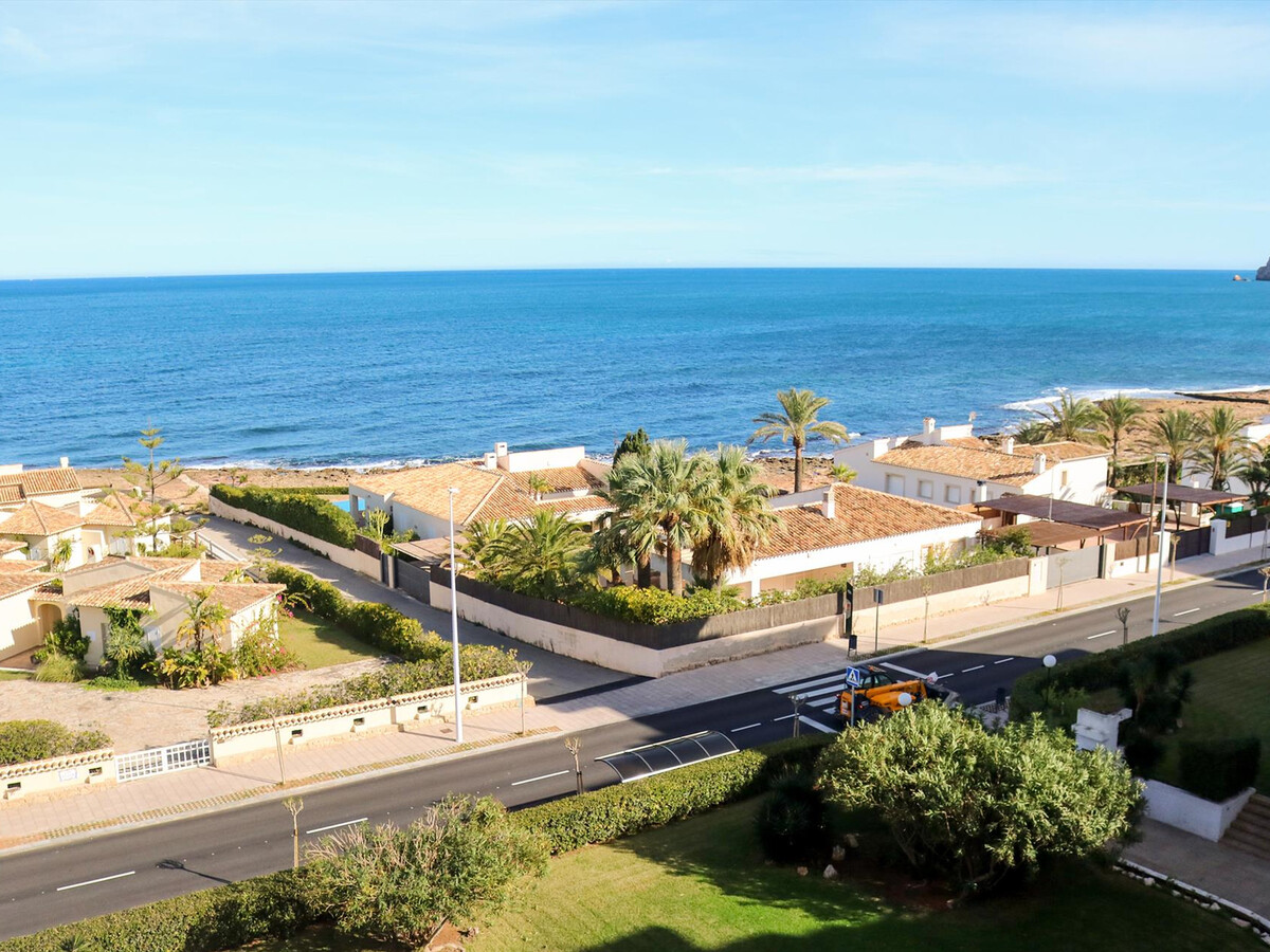 Appartement 4 pers. à 25 m de la plage, piscine à Xàbia - Photo 2