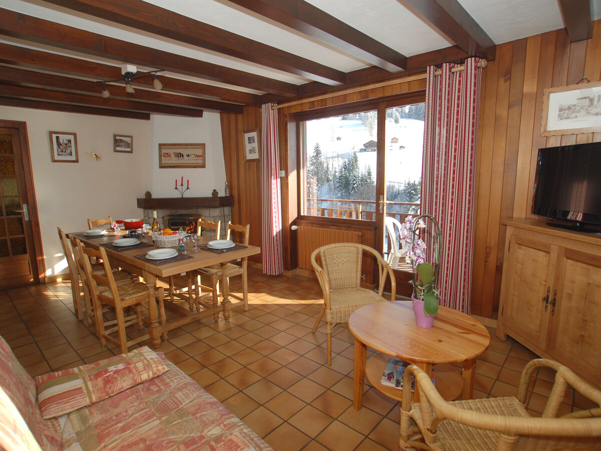 Bachal n°3 : Appart 8 pers, cheminée, vue Aravis - Photo 1