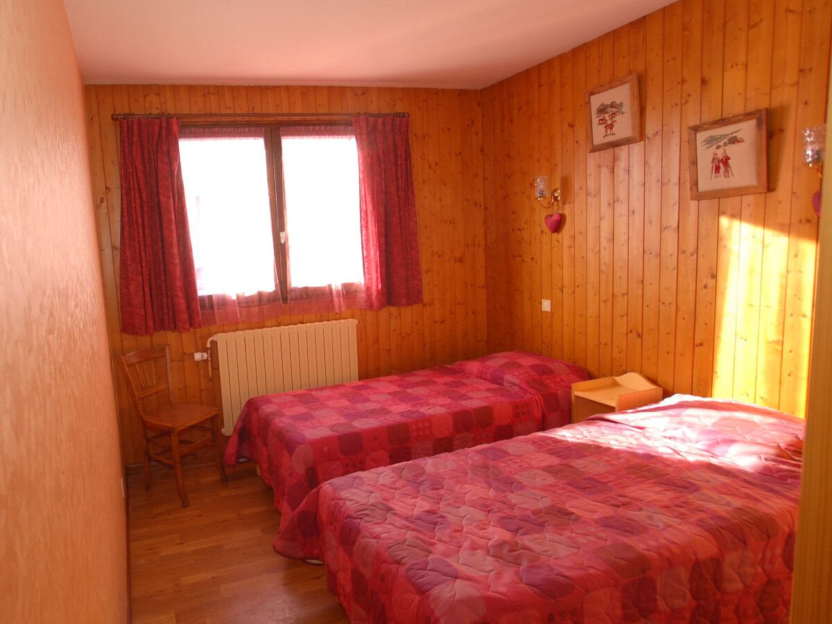 Bachal n°3 : Appart 8 pers, cheminée, vue Aravis - Photo 4