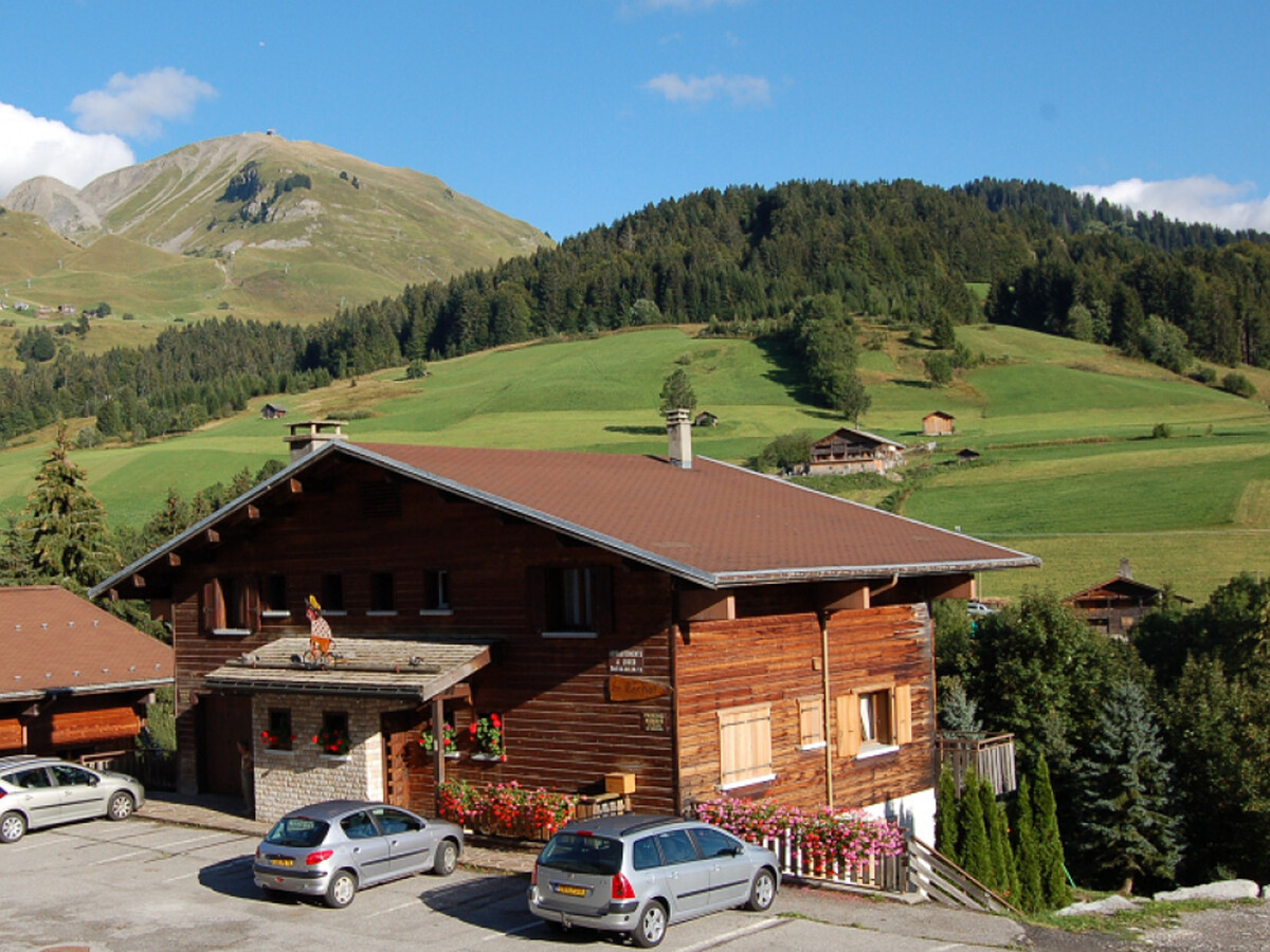 Bachal n°3 : Appart 8 pers, cheminée, vue Aravis - Photo 11