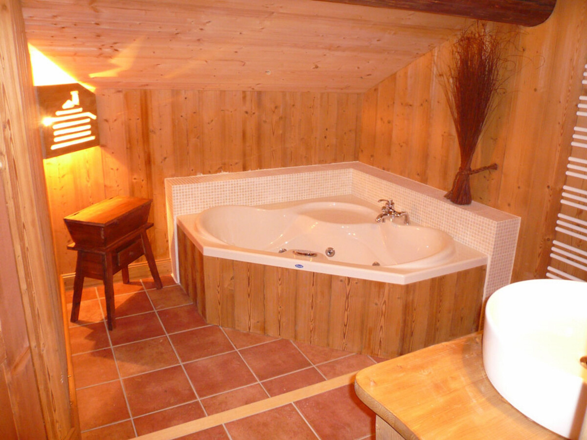 T6 160m² jacuzzi, sauna et jardin au Grand-Bornand - Photo 9
