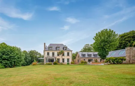 Maison vue mer à Concarneau avec piscine chauffée : photo 7