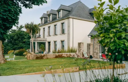 Appartement en manoir historique, parc 7 ha, vue mer : photo 10