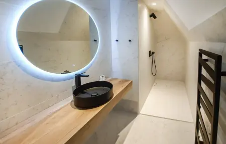 Appartement en manoir historique, parc 7 ha, vue mer : photo 15