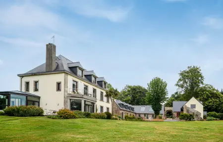 Appartement vue mer à Concarneau, piscine chauffée : photo 10