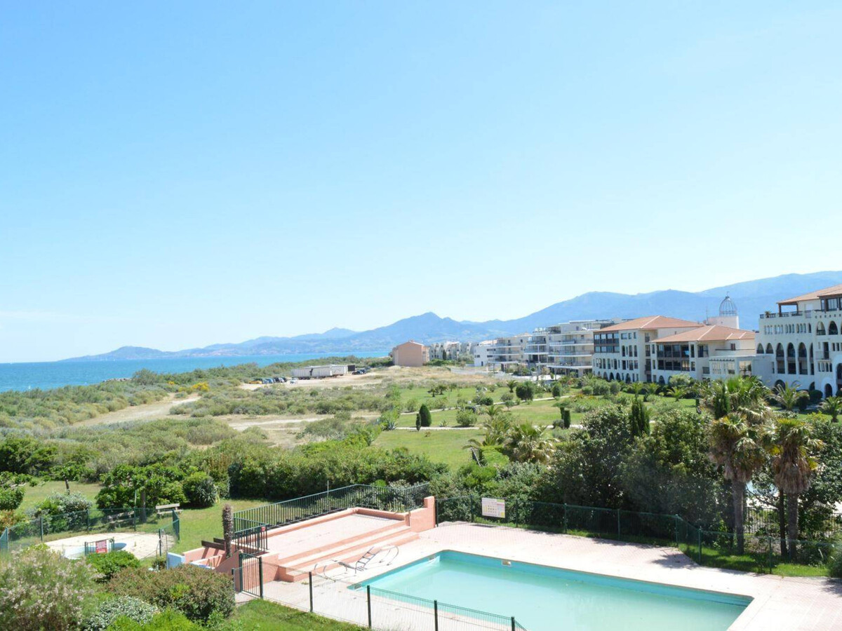 Studio cabine front de mer avec piscine et parking - Photo 1