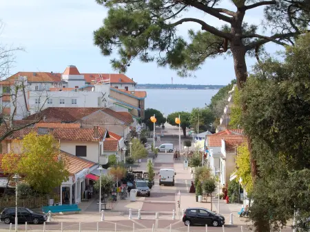 Appartement rénové centre Moulleau avec balcon et parking - Photo 16