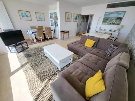 Appartement 3 pièces balcon océan à 200m de la plage : photo 3