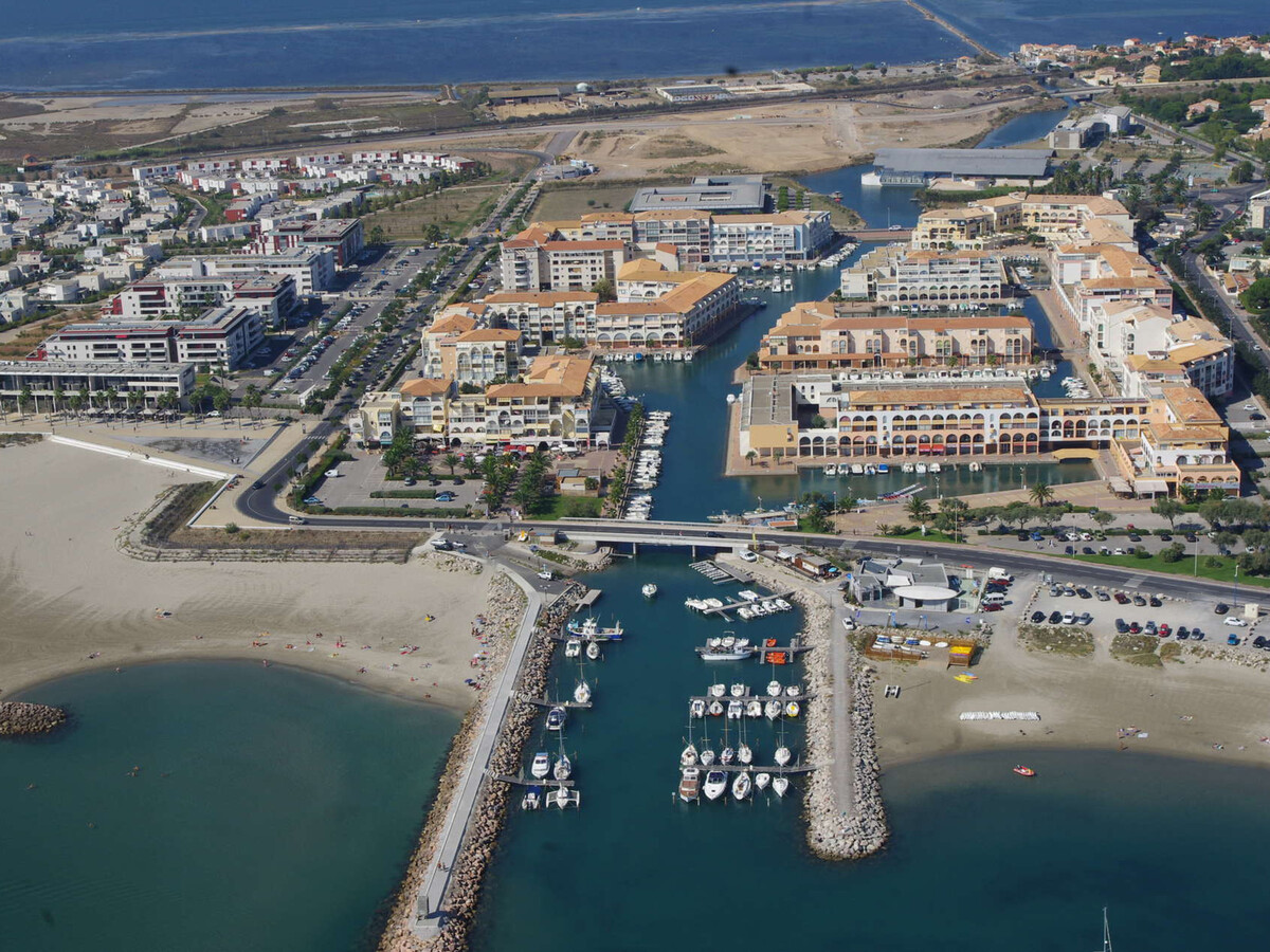 T2 mezzanine avec terrasse mer et parking à Sète - Photo 10