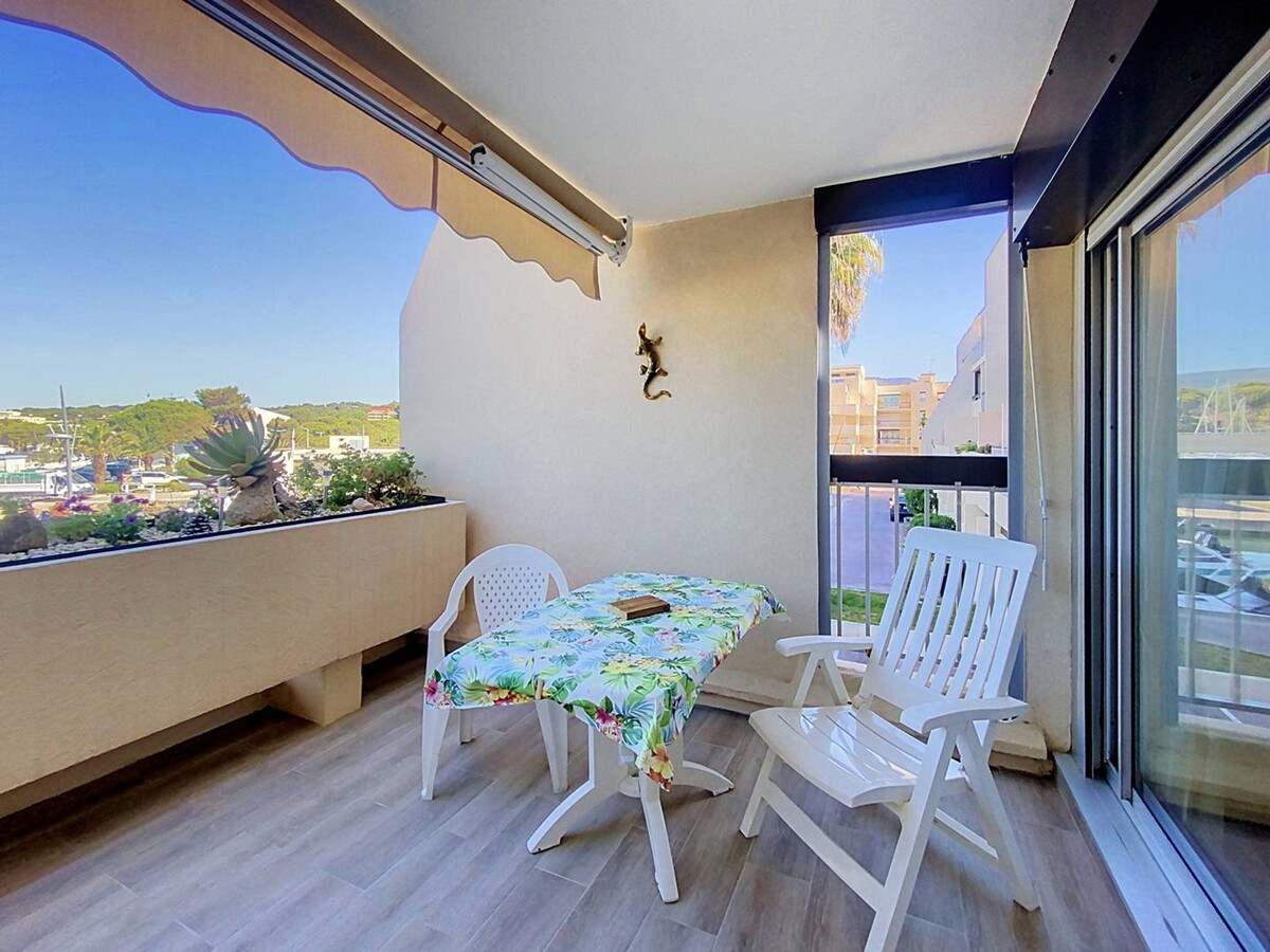 Studio 27m² climatisé, terrasse vue mer à Bormes - Photo 2